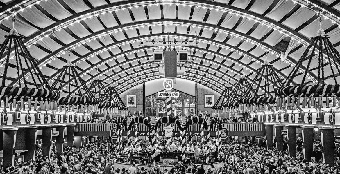 Oktoberfest Bildband „THE FIFTH SEASON“
