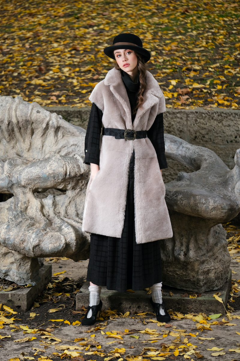 Editorial fesch Magazin Tracht Mode Herbst 2022 Editorial fesch Magazin Tracht Mode Herbst 2022