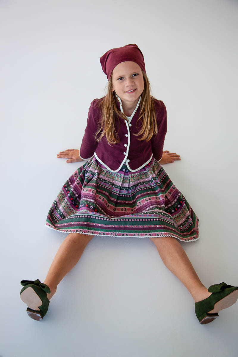 Fesch Kinder Tracht