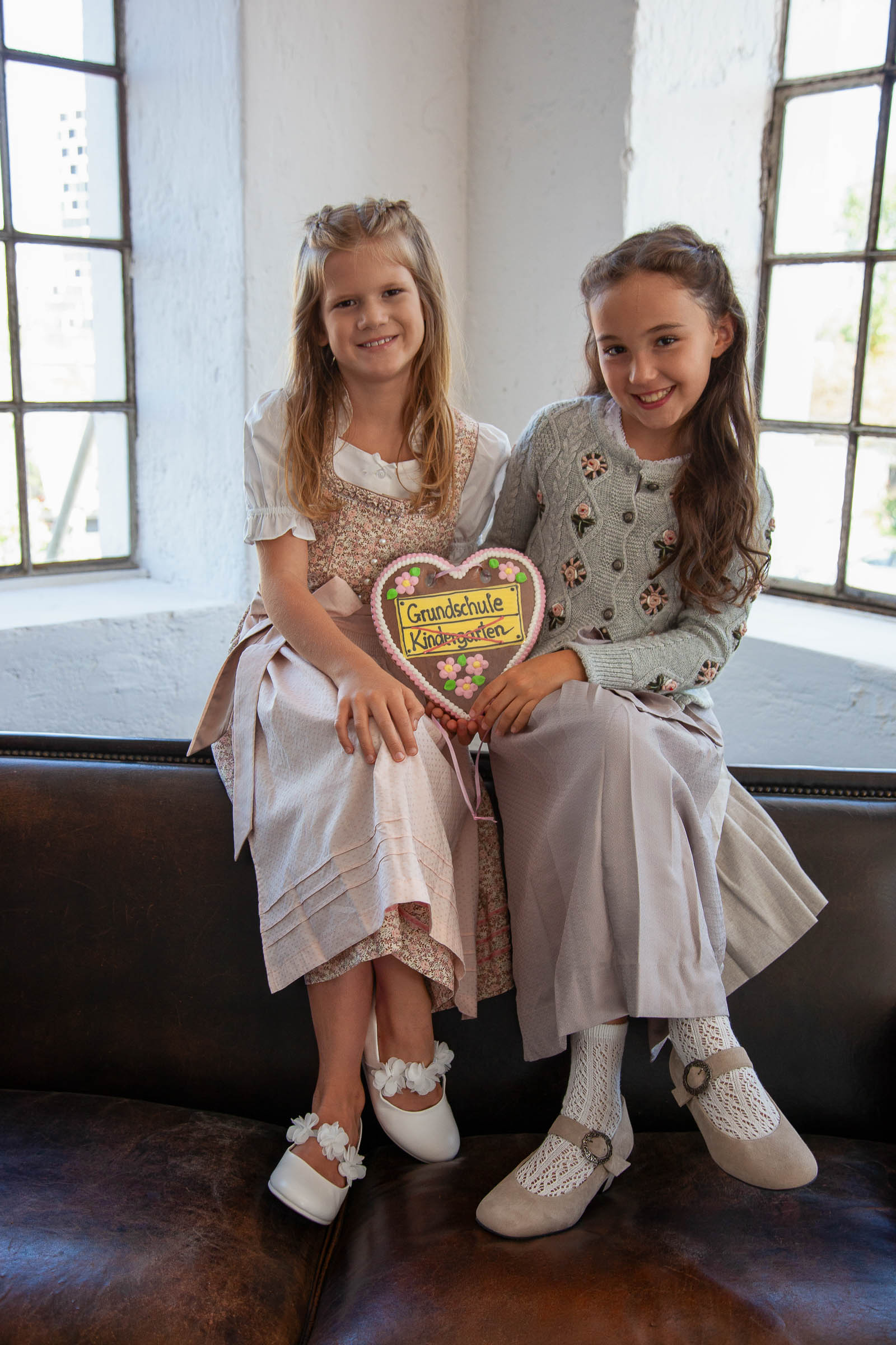Fesch Kinder Tracht