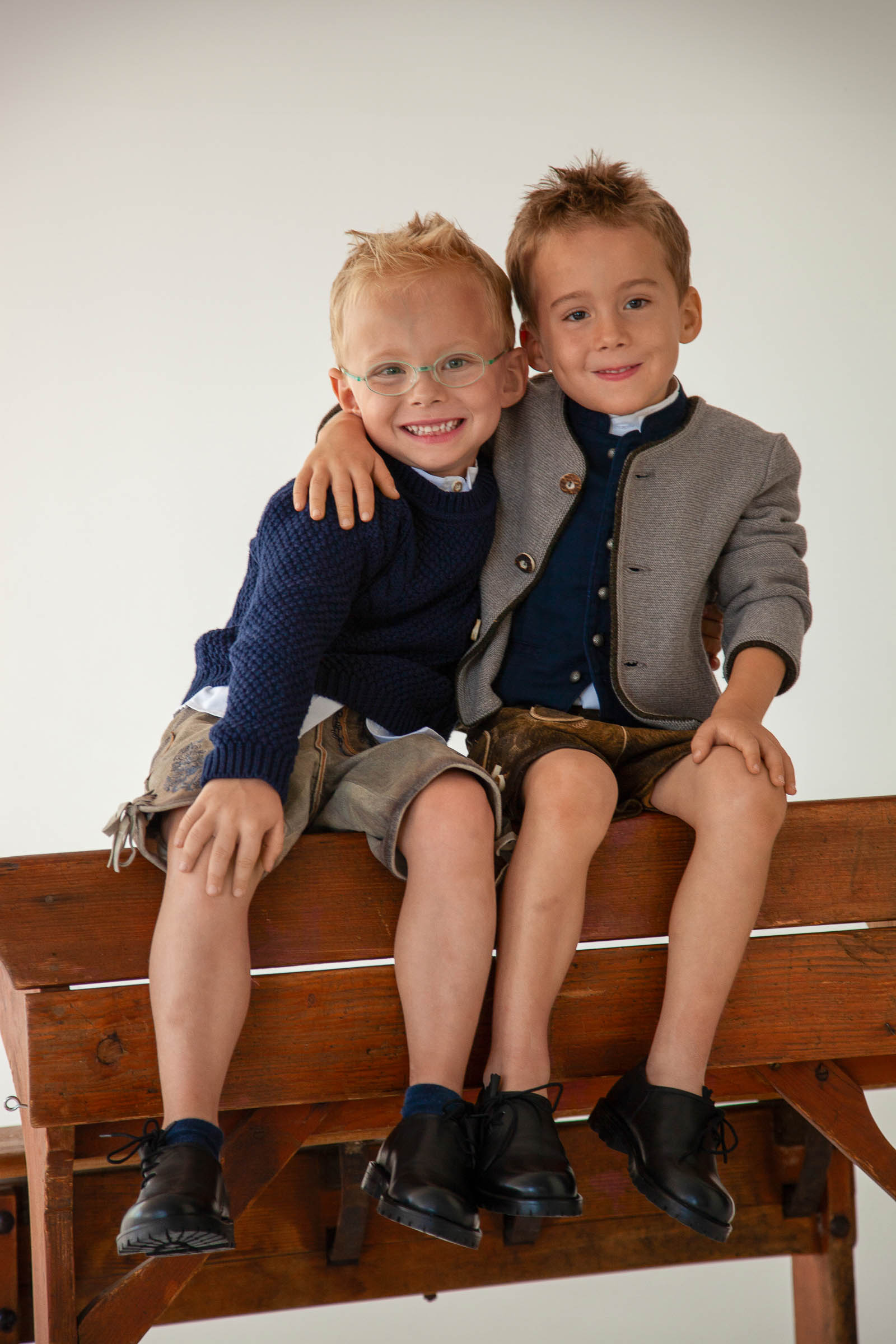 Fesch Kinder Tracht
