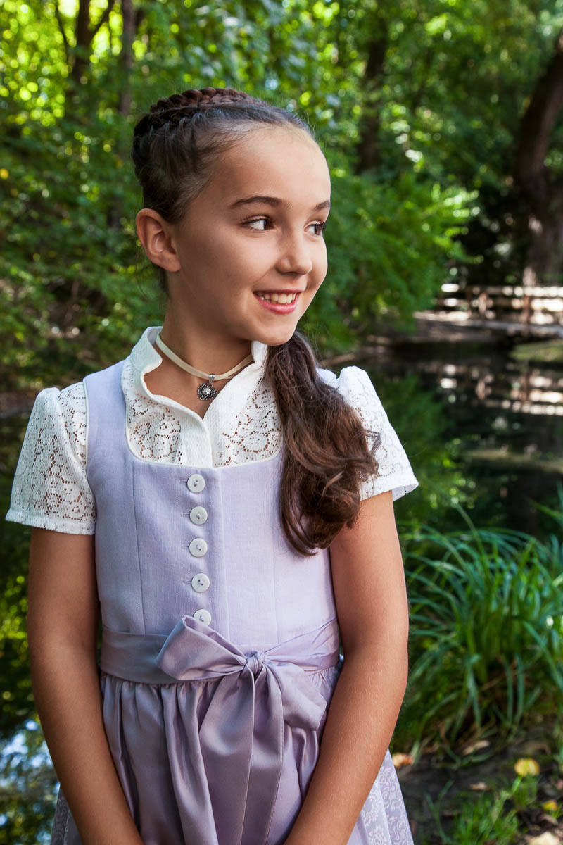 Fesch Kinder Tracht