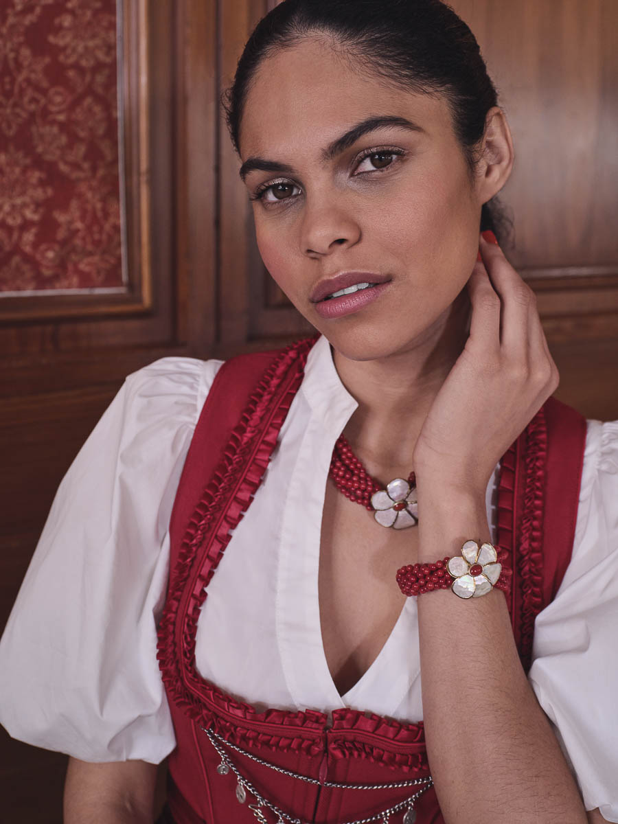 Trendfarbe Rot Trachten Trendfarbe Rot Trachten