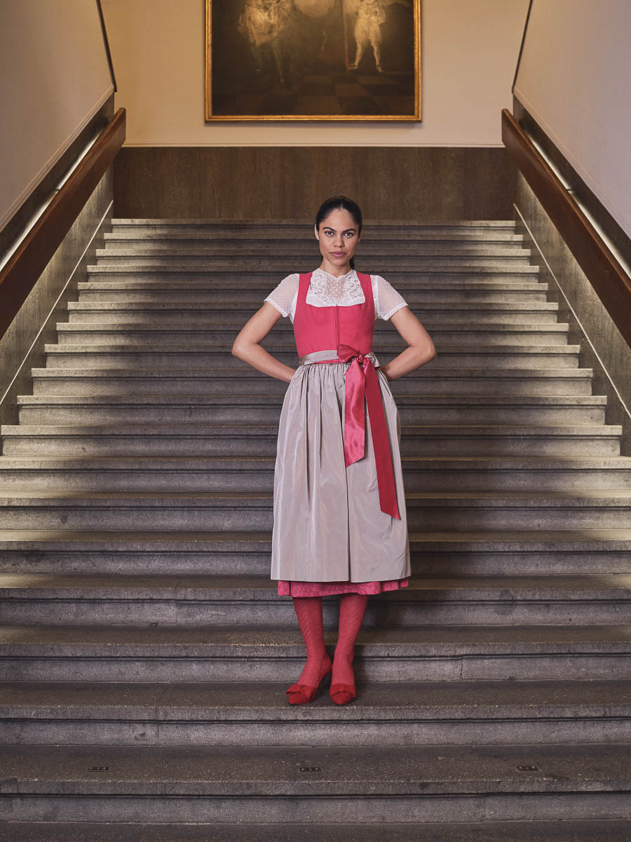 Trendfarbe Rot Trachten Trendfarbe Rot Trachten