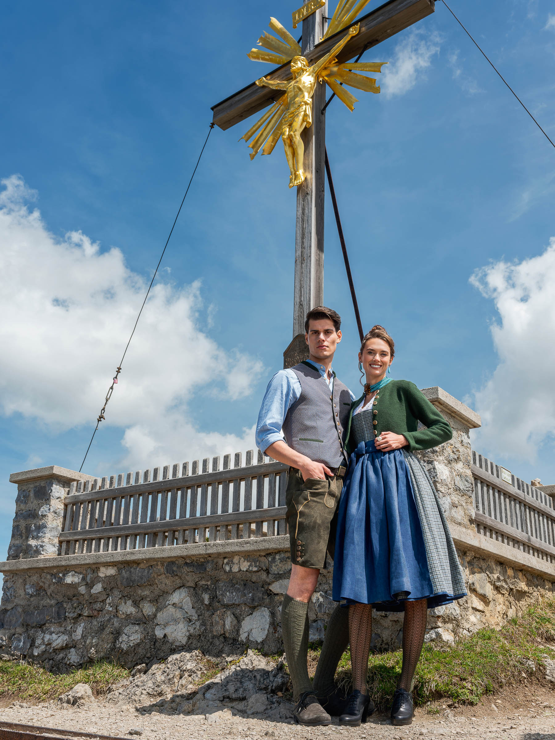 Sommermode 2024 Tracht ALPS Magazin Sommermode 2024 Tracht ALPS Magazin