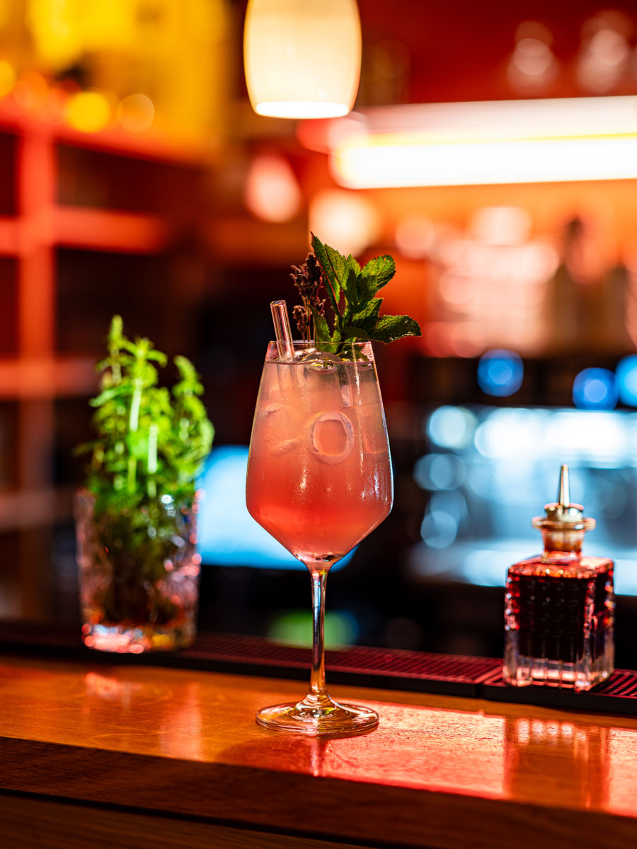 FESCH-Drink der Saison – Chesas Lavendel Sprizz