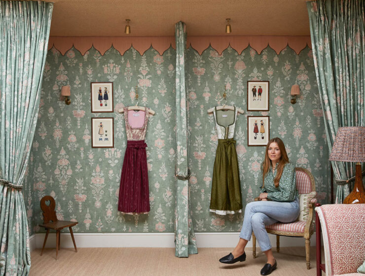 Annina von Pfuel in ihrem Showroom in London. Die Designerin wuchs in Bayern auf, studierte an der Parsons School of Design in New York und arbeitete zehn Jahre als Kostümbildnerin.