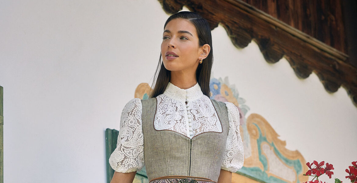 Julia Trentini Dirndl Leslie