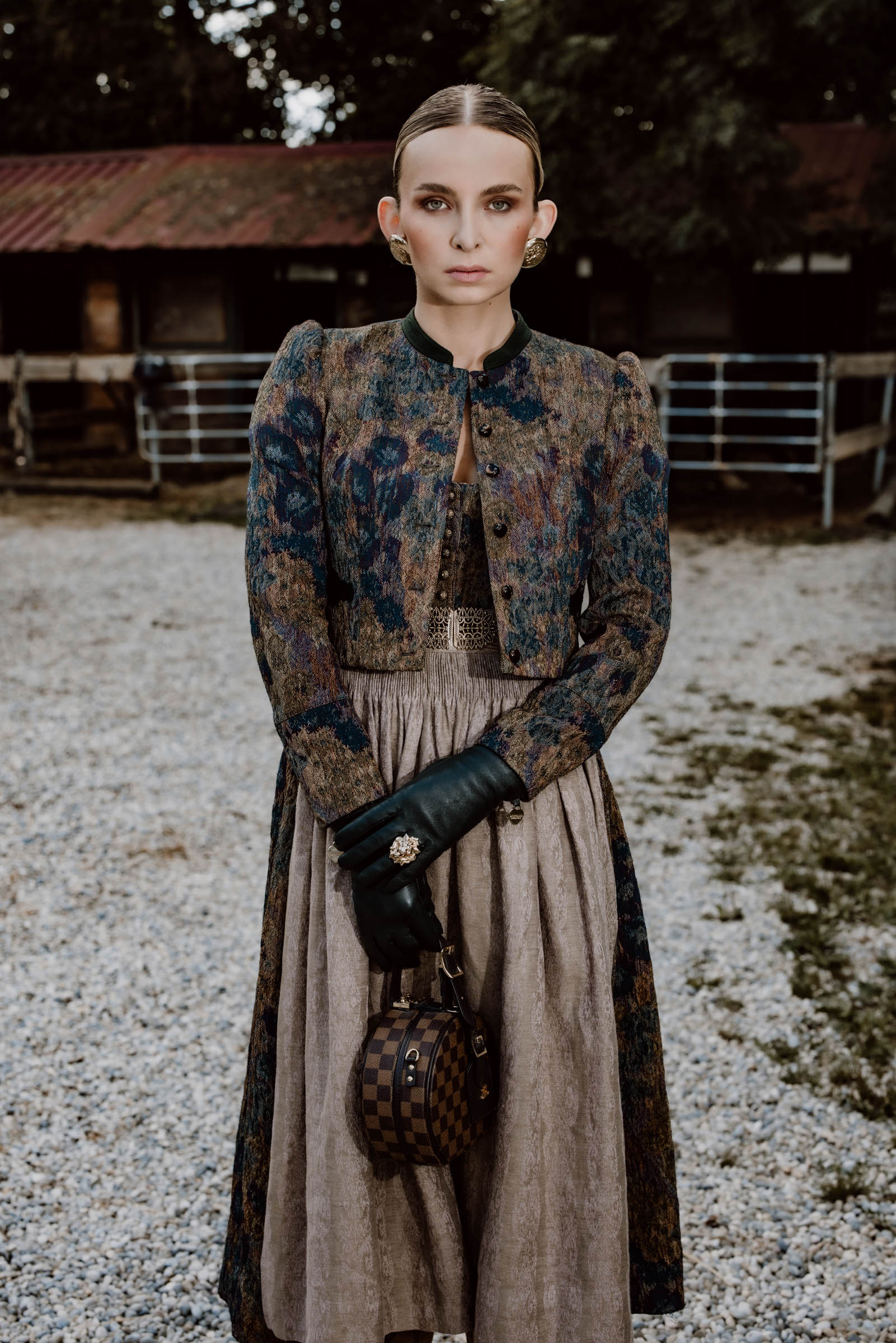 Roots & Runways: Tradition als kraftvolles Fashion-Statement LaRoccaPhoto