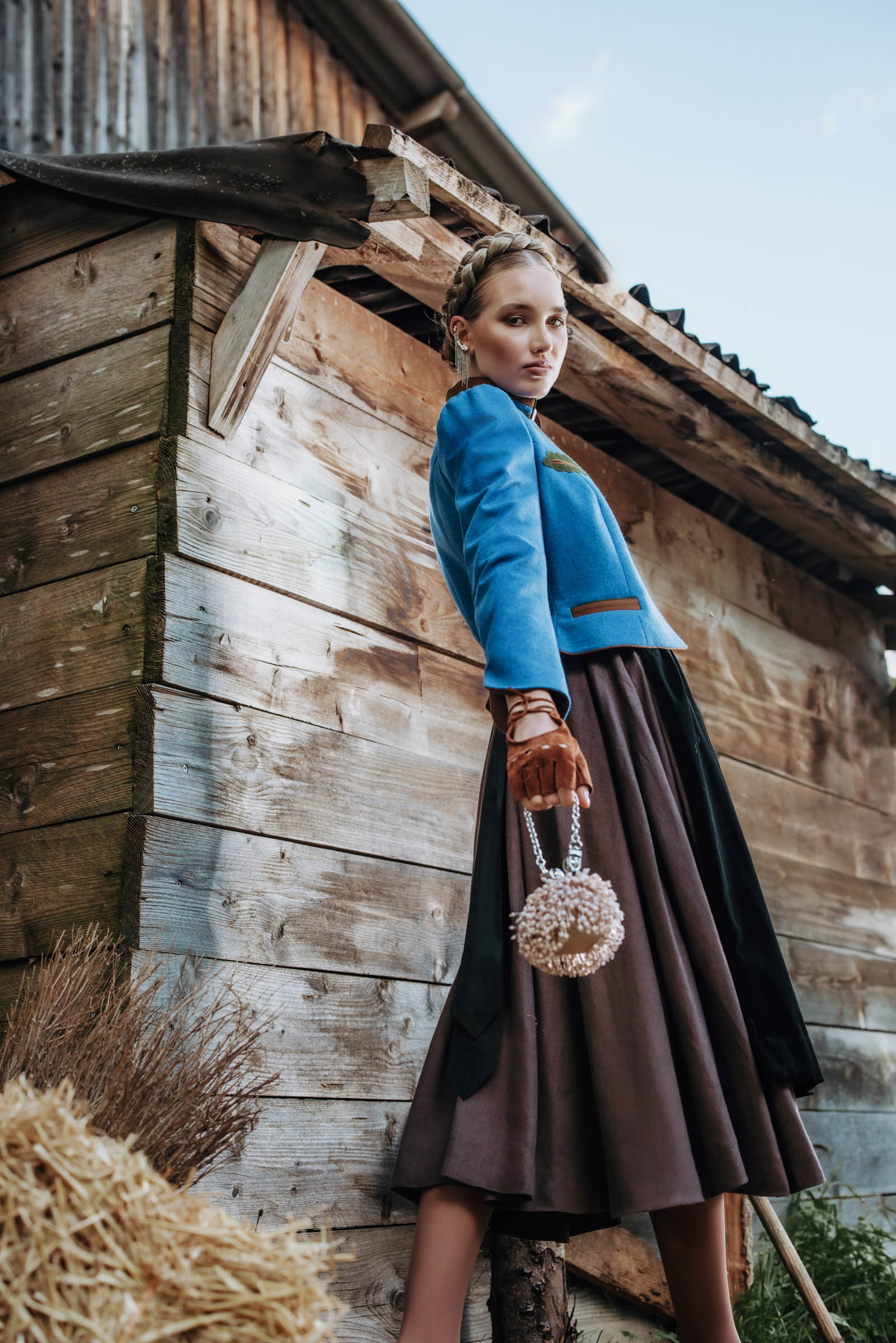 High Fashion aus Bayern: Wie Roots & Runways Tracht neu definiert LaRoccaPhoto