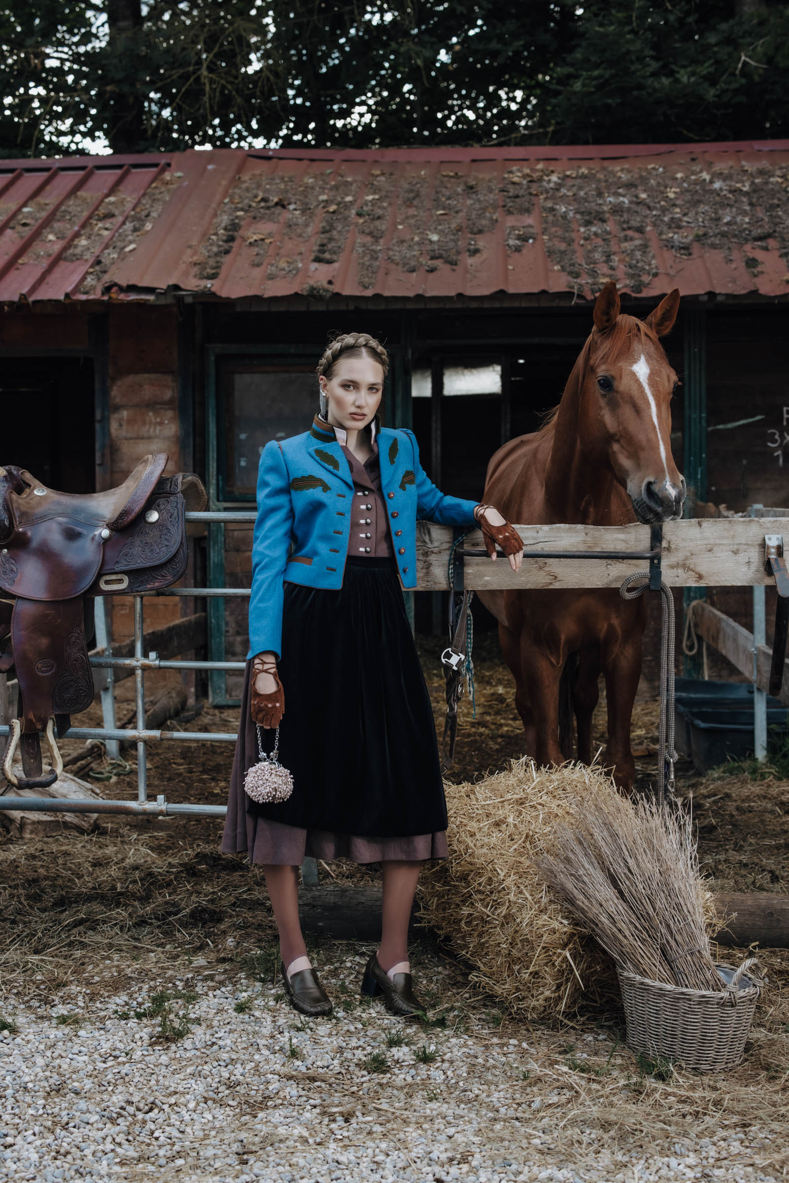 High Fashion aus Bayern: Wie Roots & Runways Tracht neu definiert LaRoccaPhoto