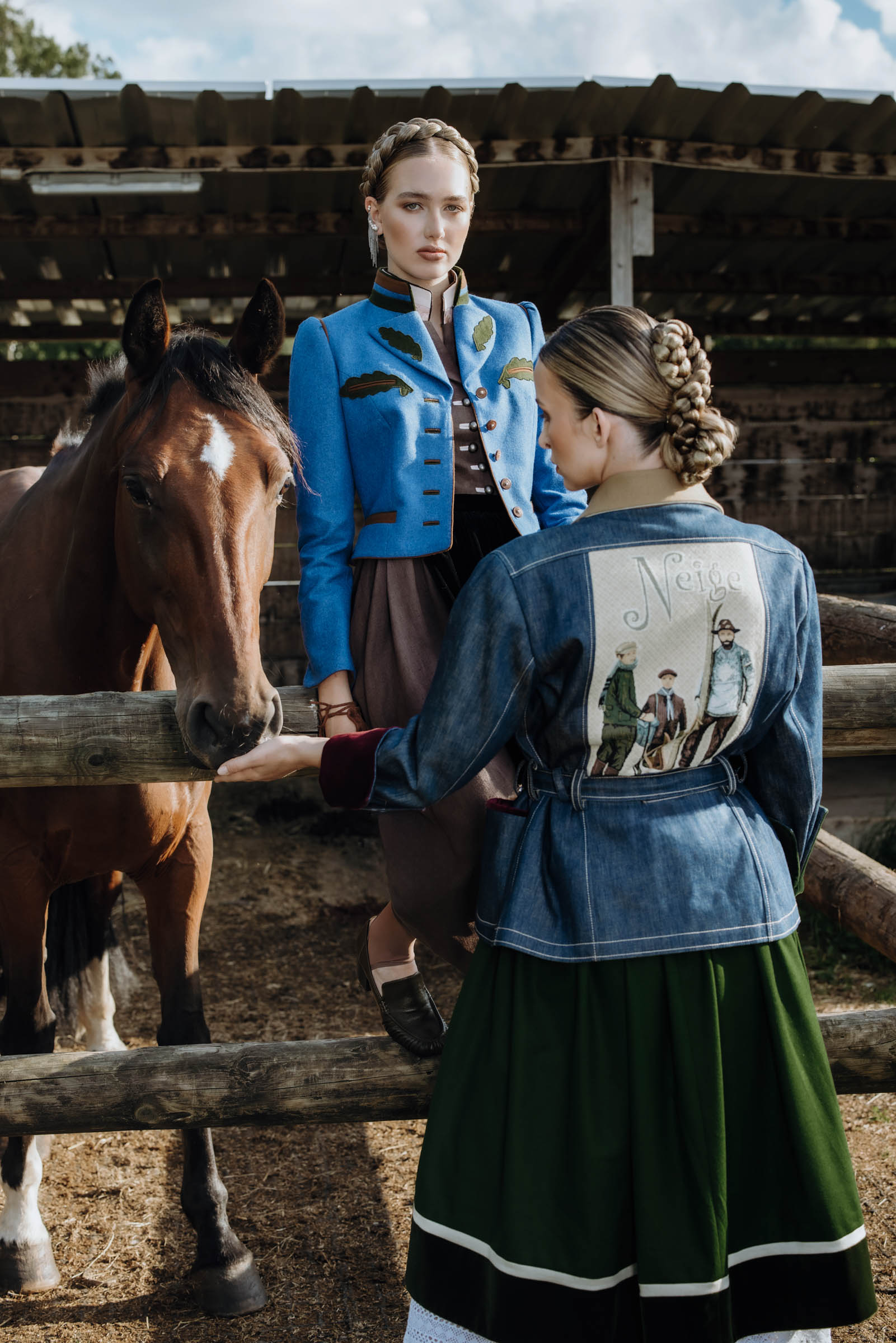 High Fashion aus Bayern: Wie Roots & Runways Tracht neu definiert LaRoccaPhoto
