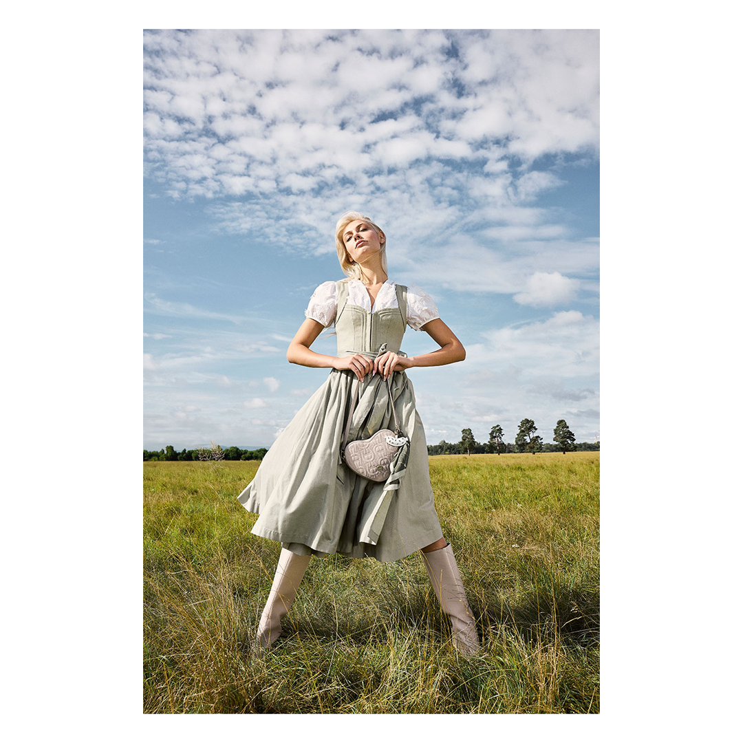 Dirndl Nellie Linen Lime von CocoVero in Salbeigrün