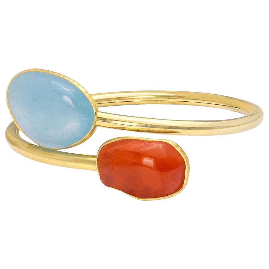 Vergoldetes Armband mit Koralle und Aquamarin von Sonnia Jewellery Design.