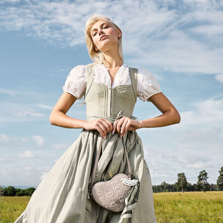 Dirndl Trends 2026 Die Wichtigsten Trachtentrends Herbst Winter 2026 dirndl-trends-2026-die-wichtigsten-trachtentrends-herbst-winter-2026
