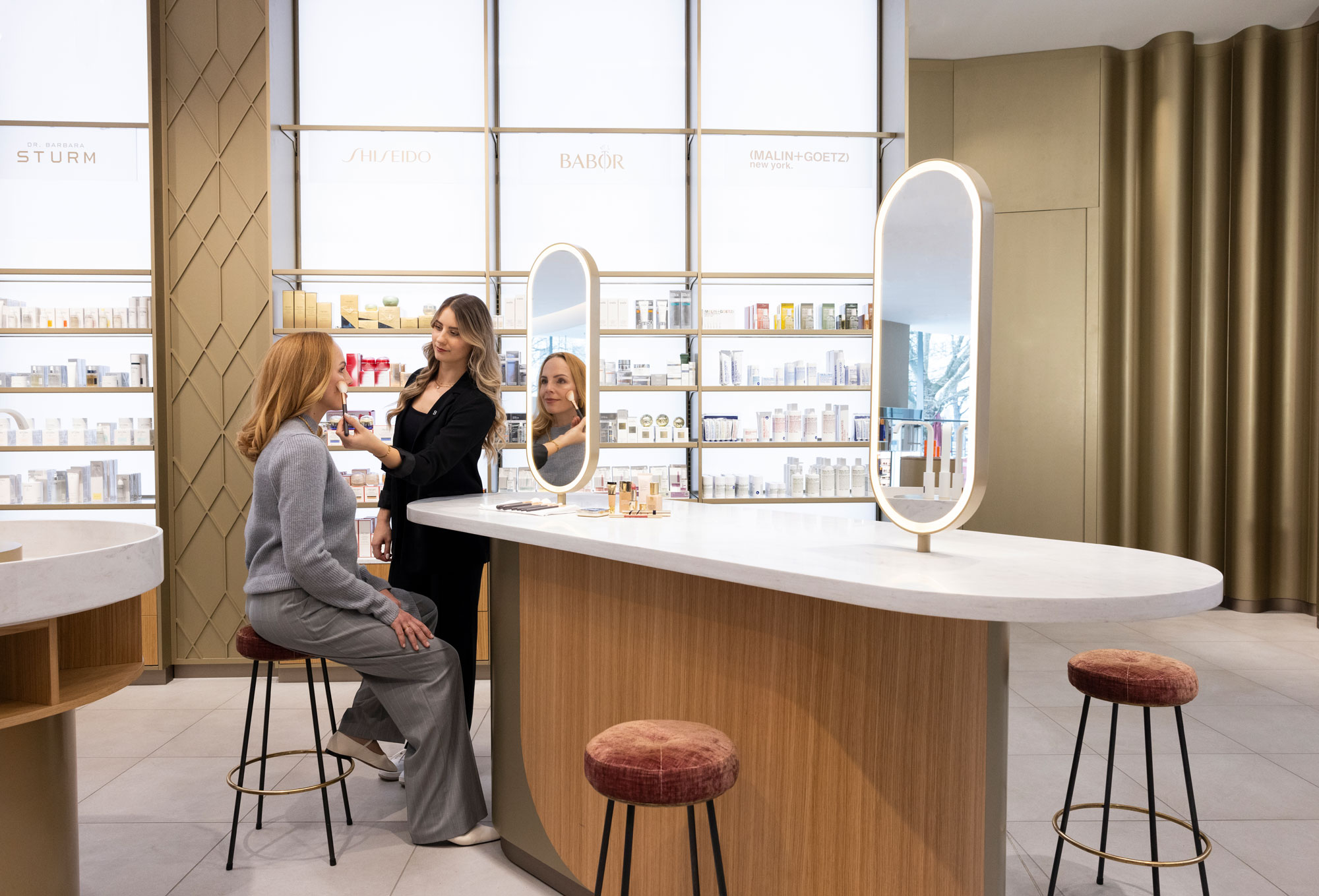 Beauty-Beratung im Breuninger Flagship Store in München